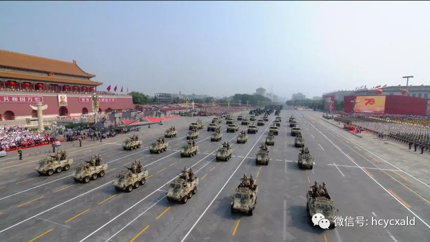 庆祝胜利日，回顾盛大的阅兵仪式，胜利日庆典，盛大阅兵仪式回顾