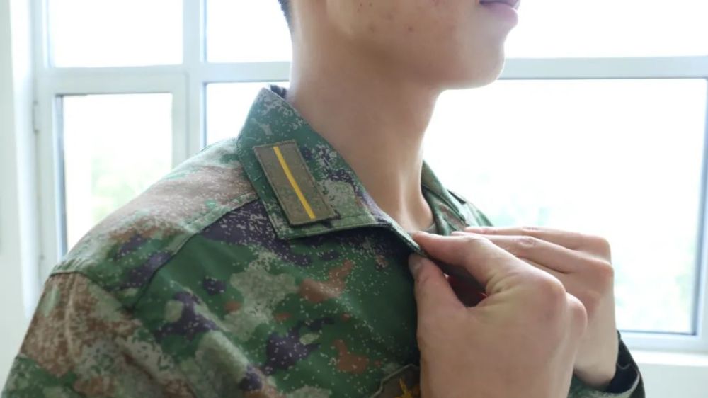 揭秘中国军队新一代丛林迷彩正式作训服——07式丛林迷彩作训服，揭秘中国军队新一代丛林迷彩作训服——深度解析07式丛林迷彩正式作训服亮相