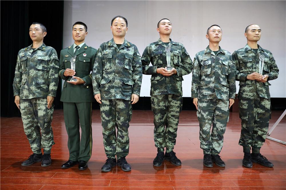 武警老兵打新兵，反思与探讨，武警老兵打新兵事件，深度反思与探讨