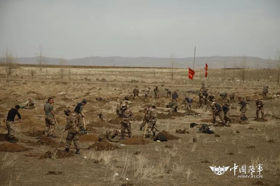 内蒙古陆军训练基地，培养精英的摇篮，内蒙古陆军训练基地，精英摇篮的诞生地