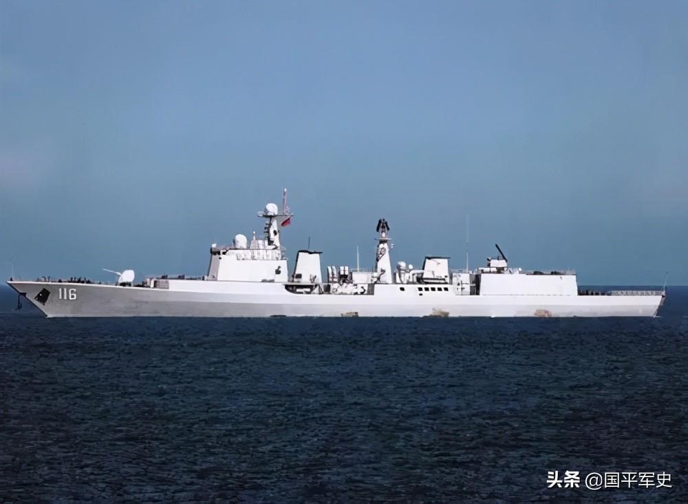关于中国海军舰艇排水量，深入解析052C与052D型驱逐舰的排水量，中国海军舰艇排水量解析，052C与052D型驱逐舰的深度对比