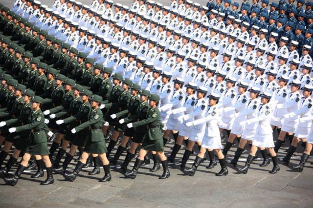 阅兵盛典中的徒步方队，一瞥中国力量的凝聚与展现，阅兵盛典徒步方队，中国力量的凝聚与展现风采