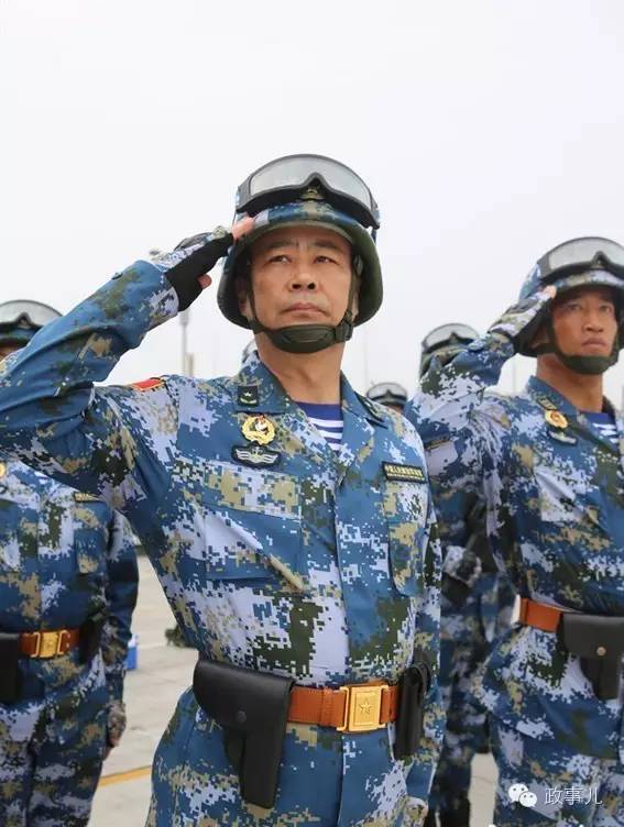 19年阅兵海军方队领队——荣耀与担当的象征，19年阅兵海军方队领队，荣耀与担当的典范