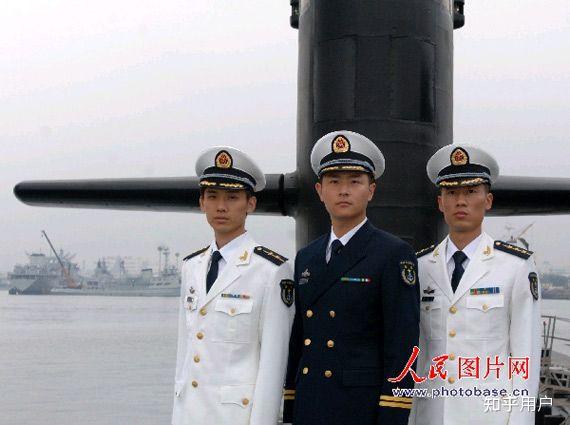 海军新篇章，探索中国海军07式冬常服的力量与荣耀，海军新篇章，探索中国海军07式冬常服的力量与风采