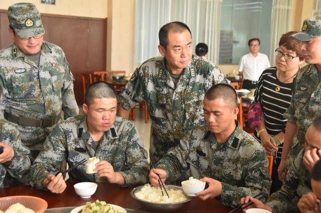武装部新兵入伍装备发放概览，武装部新兵入伍装备发放全面解析