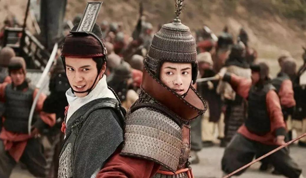 军事直播间,熊熊主持的独特视角与深度解析,军事直播间,熊熊主持的独到视角与深度剖析