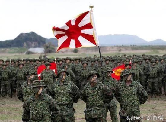 出云级与黄蜂级，两大舰船的比较分析，出云级与黄蜂级舰船比较分析，两大舰船实力对比揭秘