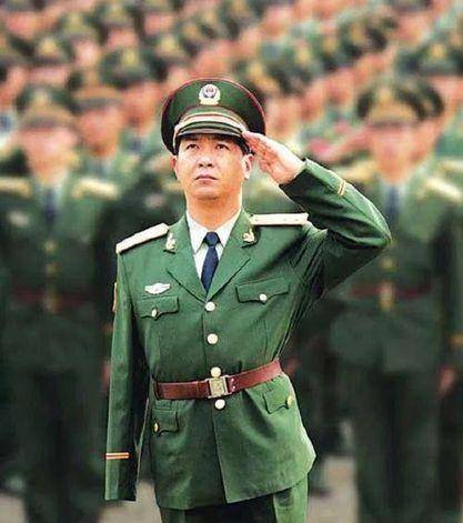 老山英雄丁晓兵，断臂之痛与爱情之坚韧，老山英雄丁晓兵，断臂之痛铸就坚韧爱情之路