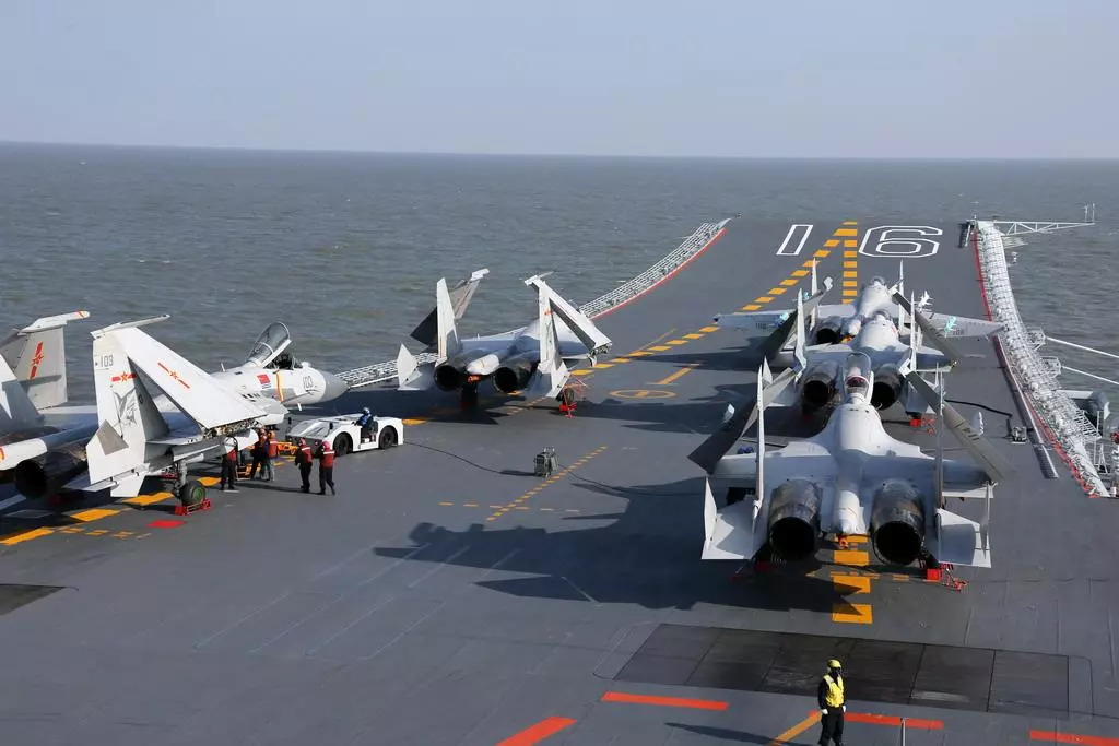 中国空天母舰鸾鸟2号，真实还是虚构？，揭秘中国空天母舰鸾鸟2号，真实还是虚构？
