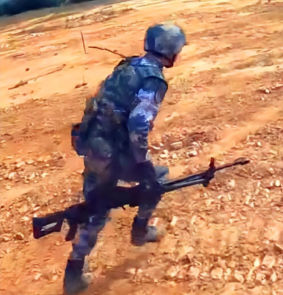 美军轻型步兵排，编制与装备深度解析，美军轻型步兵排编制与装备全面解析