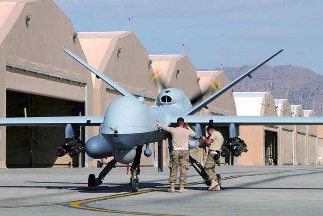 无人机飞手的就业前景怎么样,无人机飞手就业前景分析,无人机行业的未来趋势与人才需求