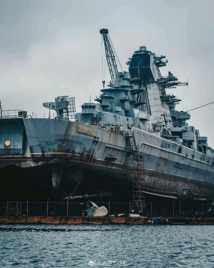 拉扎列夫海军上将号,探索海洋力量的传奇之旅,拉扎列夫海军上将号,海洋力量传奇之旅