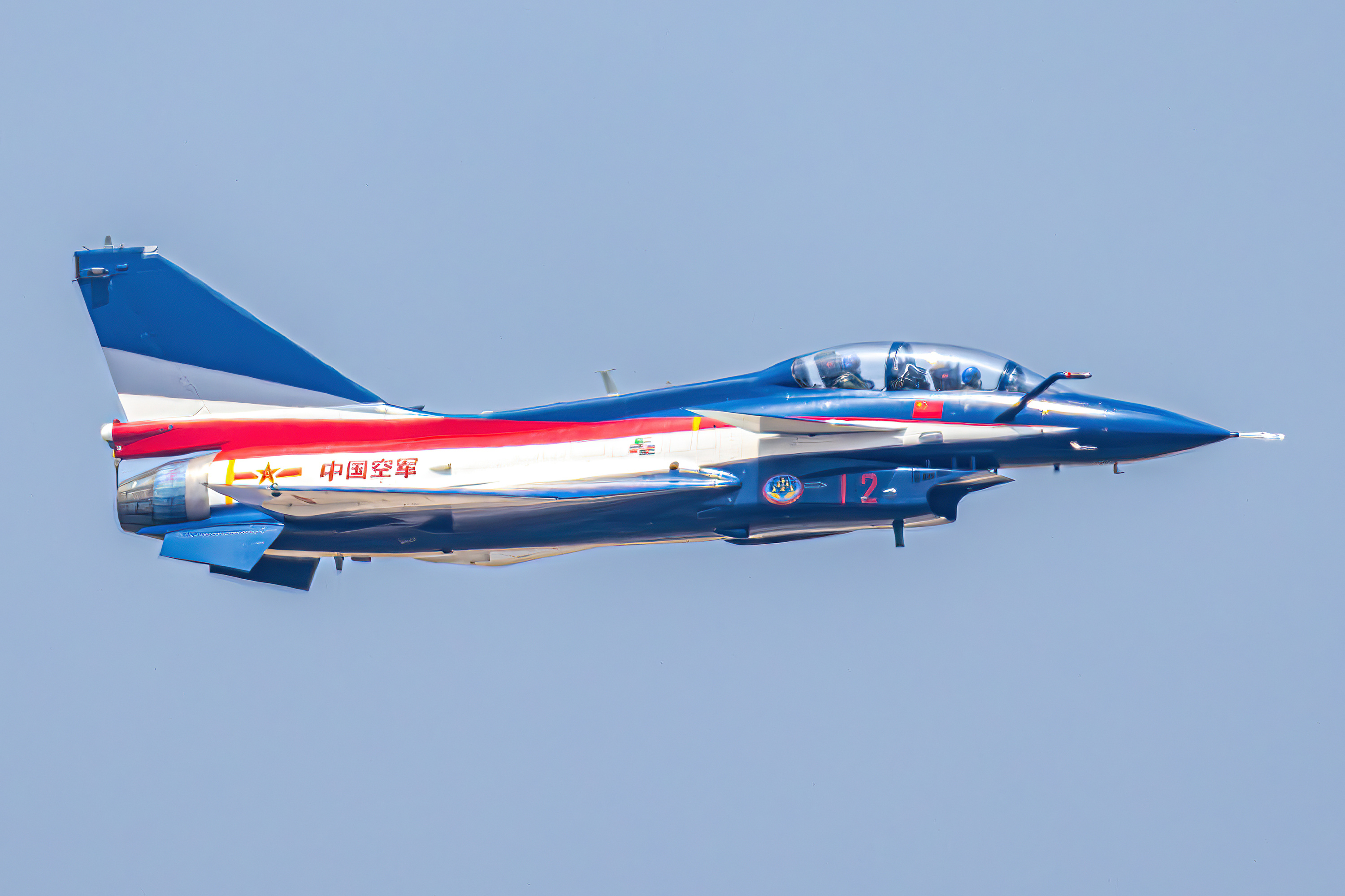 歼十表演战机,空中雄狮的图片展示与解析,歼十表演战机,空中雄狮图片展示与深度解析