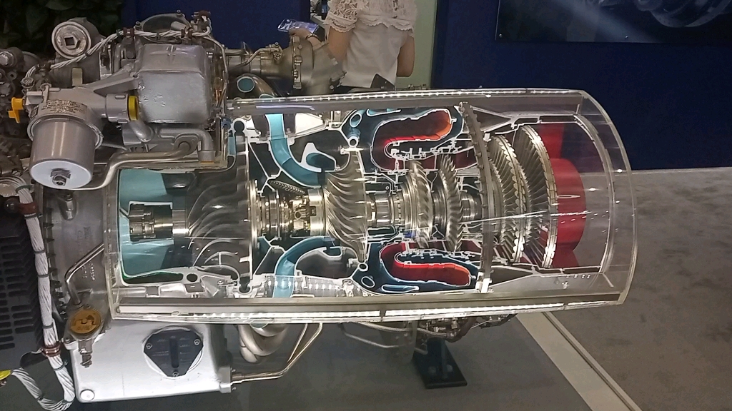 涡轮发动机的发展与演变,涡轴发动机、涡扇发动机的技术解析,涡轮发动机发展与演变,涡轴与涡扇技术的深度解析