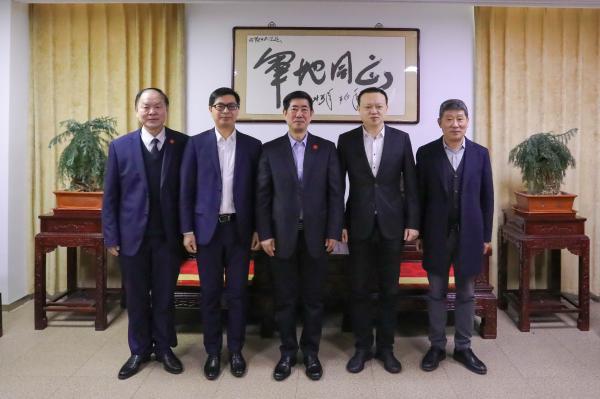 军地张成的简介,一位卓越人才的卓越人生,军地张成的卓越人生简介