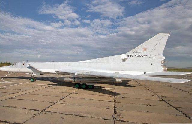 图22M3逆火轰炸机与NK-25引擎的传奇组合,图22M3逆火轰炸机与NK-25引擎的传奇联动