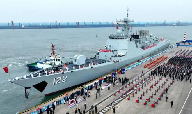 关于我国海军舰艇升级板的研究与应用——以我国海军舰艇131舰升级板为例，我国海军舰艇升级板研究与应用——以131舰升级为例
