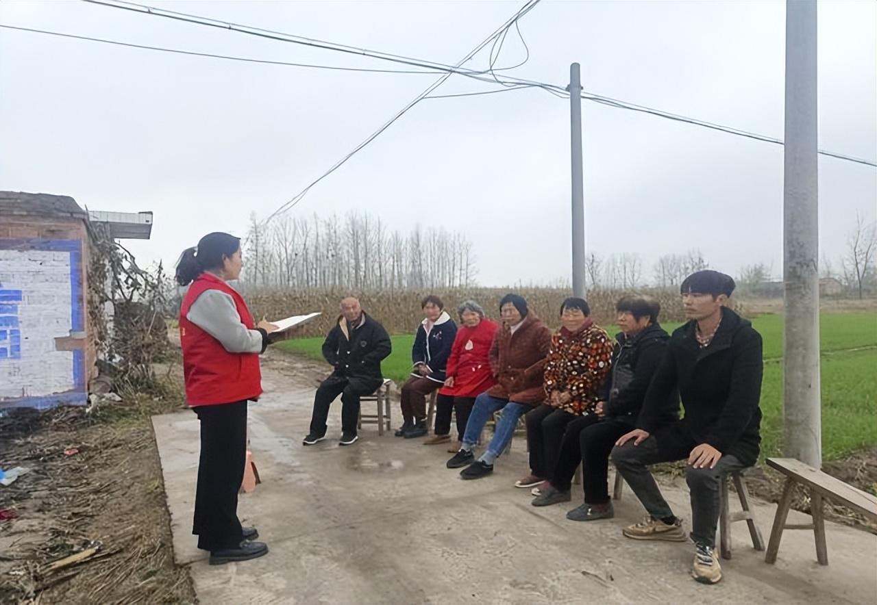 今日新闻,全球科技巨头发布最新创新产品,引领未来科技潮流,全球科技巨头发布创新产品,引领未来科技趋势