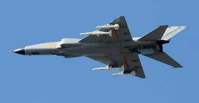 歼8与歼轰7，中国空军力量的双璧，歼8与歼轰7，中国空军力量的双璧传奇