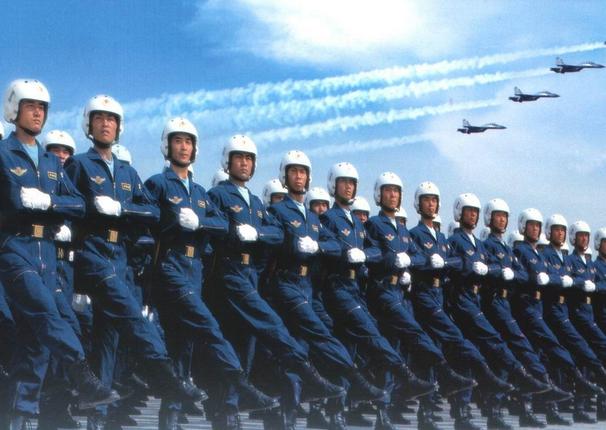 庆祝中华人民共和国成立六十五周年阅兵仪式回顾与展望,中华人民共和国成立六十五周年阅兵仪式回顾与展望,荣耀与未来展望