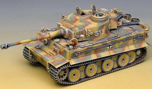 虎王坦克与虎式坦克,二战中的钢铁巨兽,二战中的钢铁巨兽,虎王坦克与虎式坦克对比解析