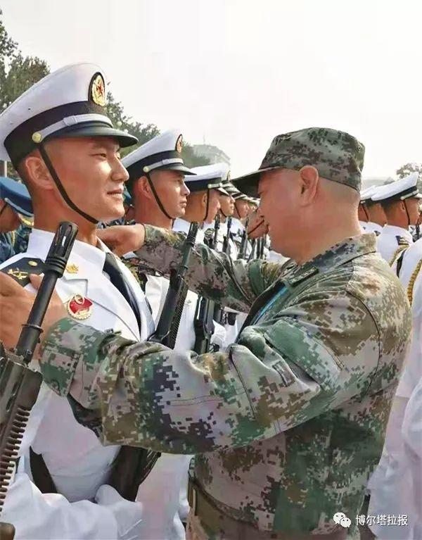 战略支援部队方队图片，展现新时代军魂的力量与荣耀，战略支援部队方队图片，展现新时代军魂的力量与风采