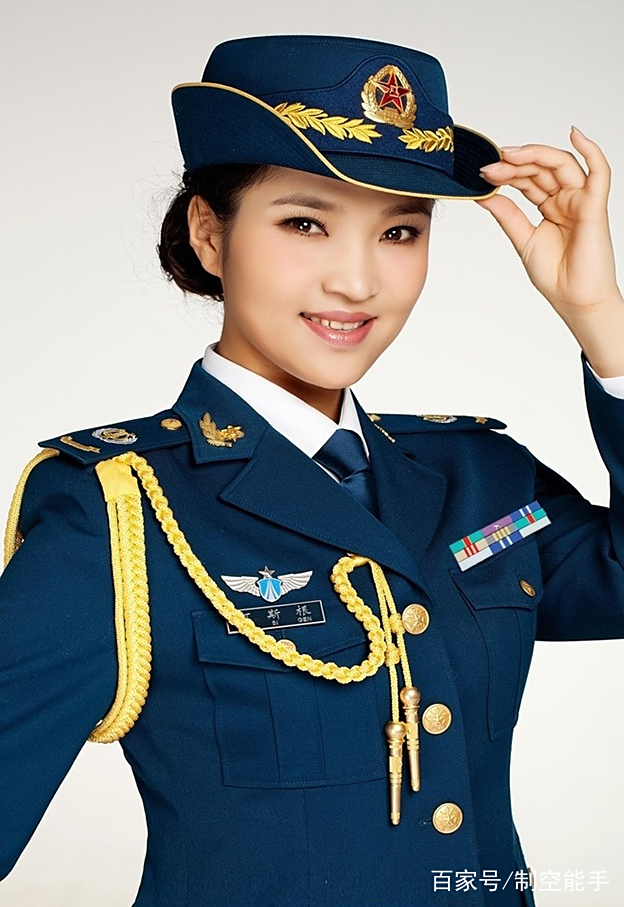 中国第一漂亮女兵是谁——美丽与英勇的交融，中国第一漂亮女兵，美丽与英勇的璀璨交融