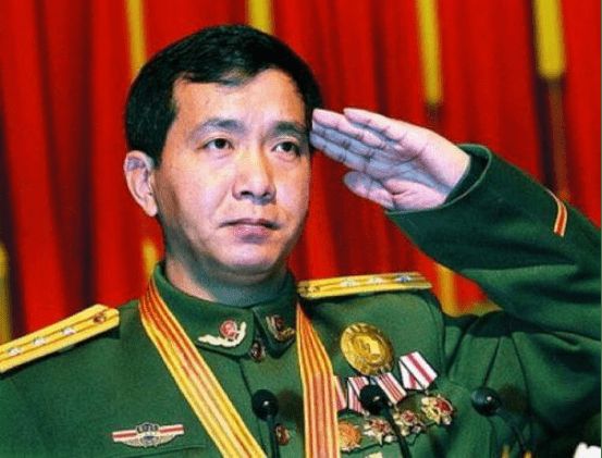 丁晓兵，将军的荣耀与担当，丁晓兵，将军的荣耀时代与担当使命