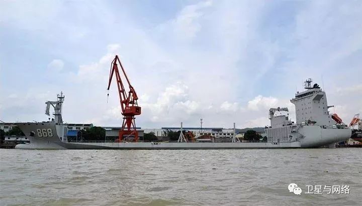 半潜船钓鱼,探索深海鱼类的神秘之旅,深海探秘,半潜船钓鱼之旅揭示深海鱼类神秘面纱