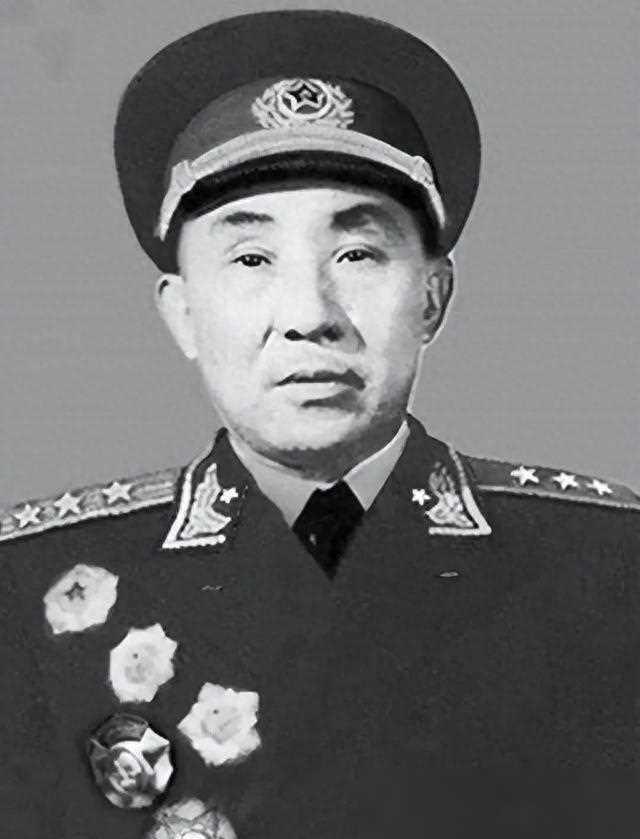 中国现役上将军衔名单人数解析，中国现役上将军衔名单人数详解