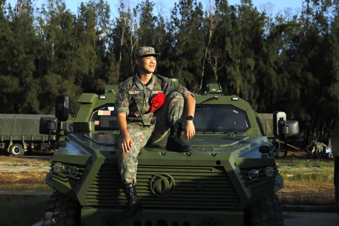 星空迷彩布料图，探索时尚与军事元素的交融之美，时尚与军事元素交融之美，星空迷彩布料图探索