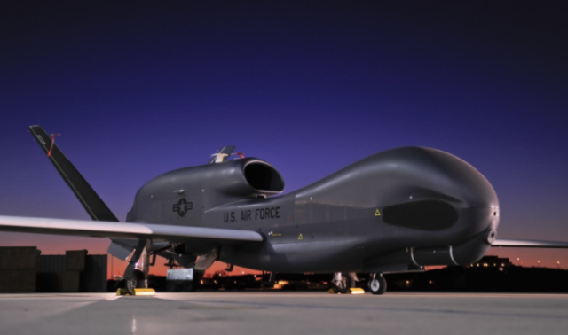 最新款全球鹰无人机的技术革新与未来应用，最新款全球鹰无人机技术革新及未来应用展望