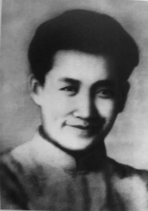 军团长与军长的区别是什么,军团长与军长,职责与权力差异解析