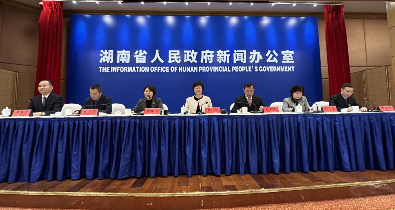 凤凰网湖南新闻，传递湖南声音，展现地方魅力，凤凰网湖南新闻，展现地方魅力，传递湖南声音