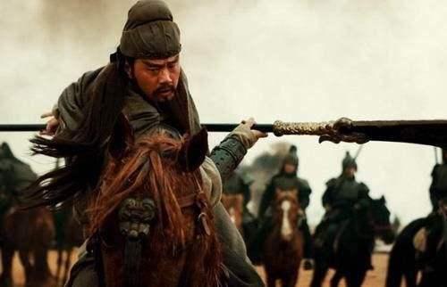 与巨头公司开战的小说,挑战与荣耀的征程,巨头之战,挑战与荣耀的征程