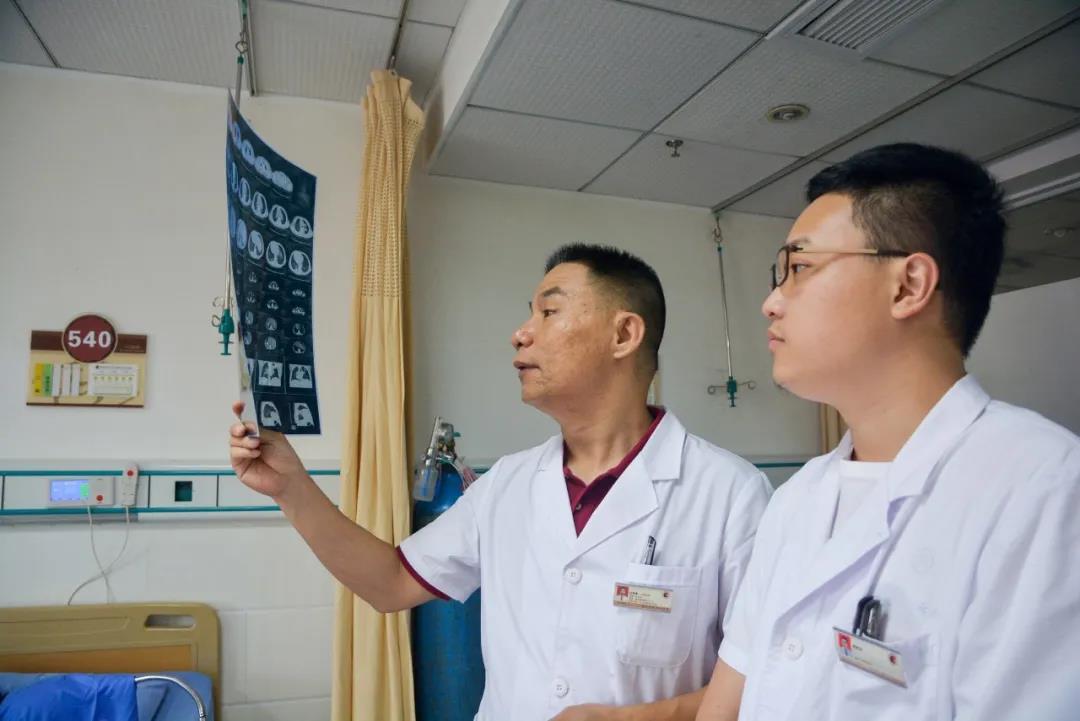 泉州舰，新一代055型导弹驱逐舰的荣耀与担当，泉州舰，新一代055型导弹驱逐舰的荣耀与担当之路