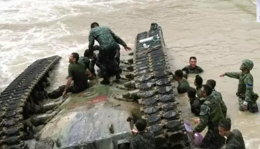 导弹艇误射雄风3导弹,事故背后的真相与启示,导弹艇误射事件揭秘,事故真相与启示