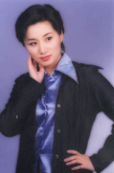 军事主持人张莉，一位军旅情怀与传媒才华并存的女战士，军事主持人张莉，女战士的军旅情怀与传媒风采