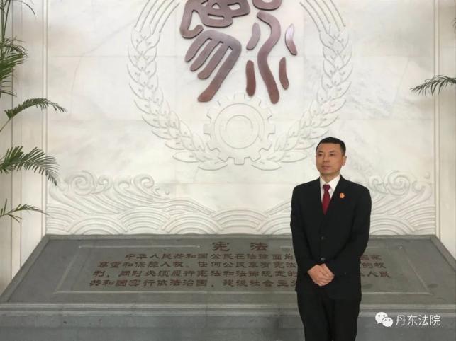 李清学的典型事迹，奋斗与奉献的典范，李清学，奋斗与奉献的典范，事迹感人至深