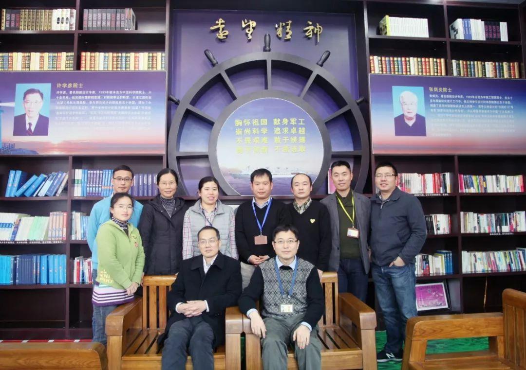 半潜船研发历史，半潜船研发历程揭秘