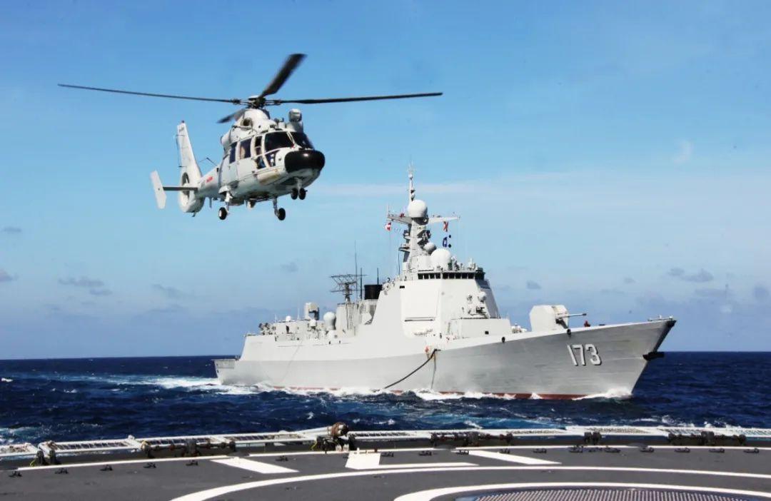 亚丁湾护航的真实原因,亚丁湾护航背后的真相与原因揭秘