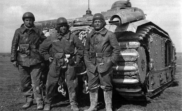 二战时期中国之弱，深度解析与反思，二战时期中国之弱，深度解析背后的原因与反思