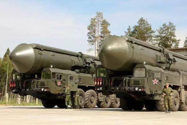 关于白杨导弹的核弹数量,解析与探讨,白杨导弹核弹数量解析与探讨