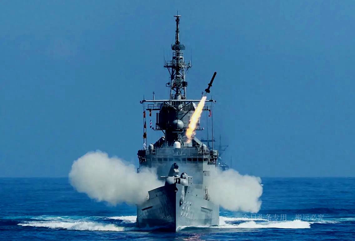 中国解放军超燃宣传片，英勇无畏，震撼心灵的力量，中国解放军超燃宣传片，英勇无畏的力量，震撼心灵之震撼