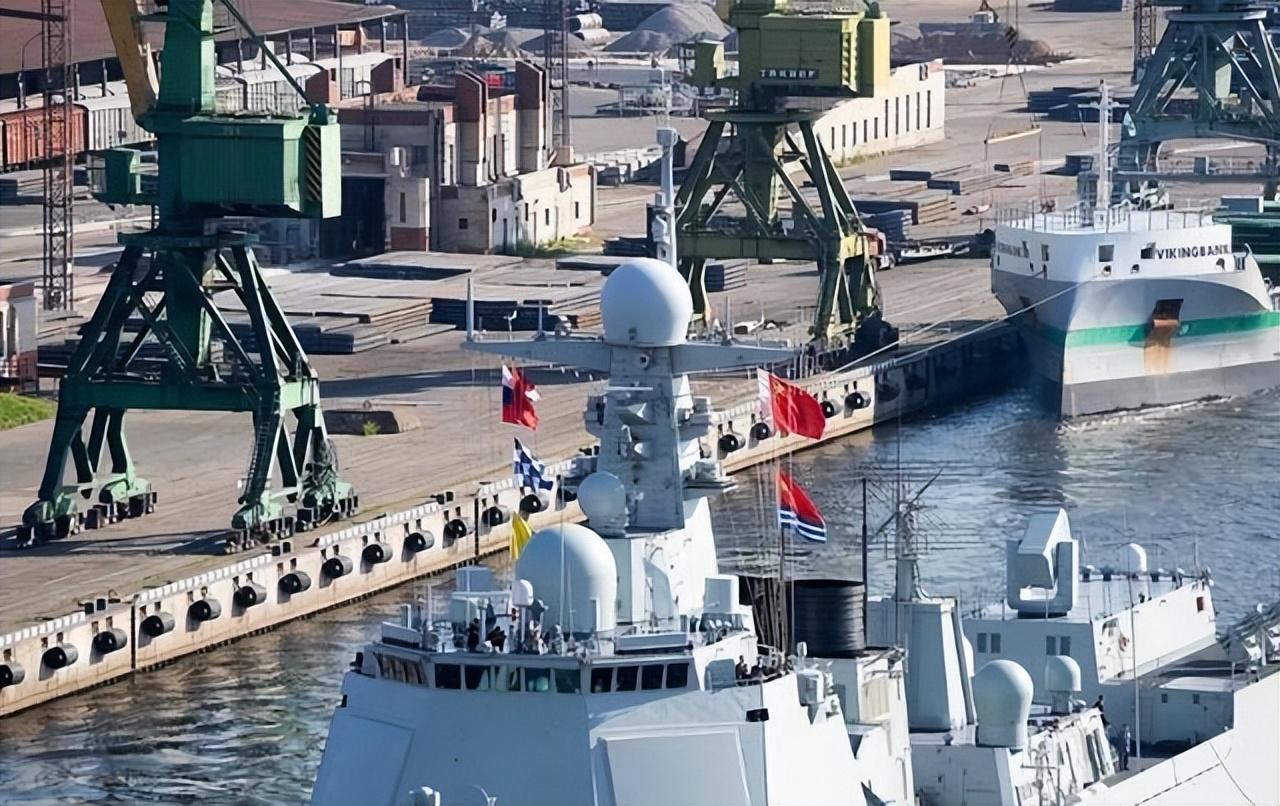 关于我国海军的杰出代表——051C型驱逐舰的排水量研究,我国海军杰出代表,051C型驱逐舰排水量深度解析