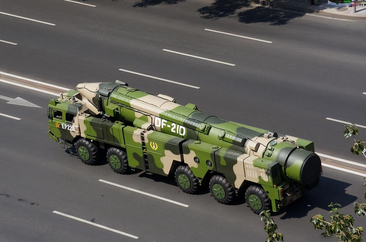 中国最强导弹,东风-21D的反舰弹道导弹技术解析,中国最强导弹技术解析,东风-21D反舰弹道导弹揭秘