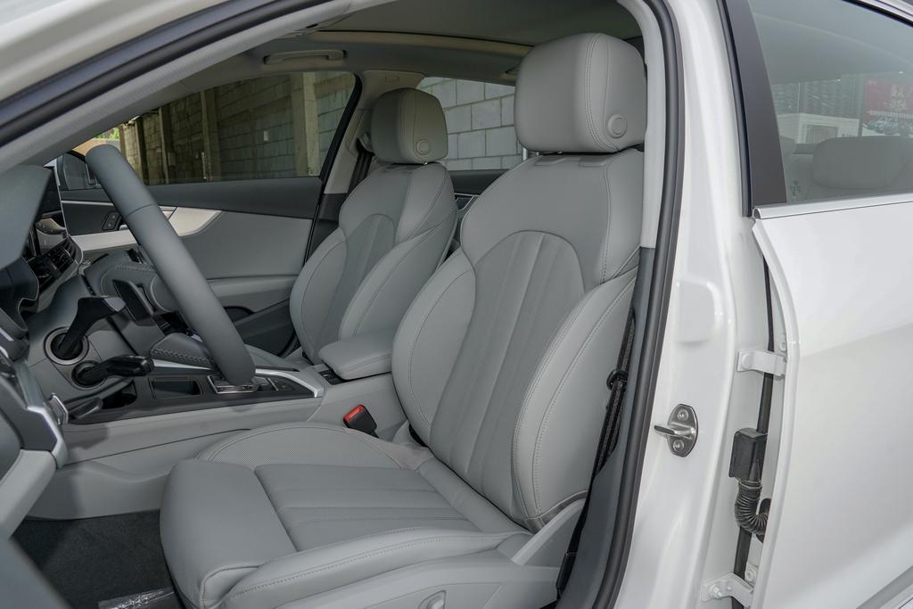 歼-10座舱变化,从初步探索到现代化升级之路,歼-10座舱进化,从初步探索到现代化升级之路