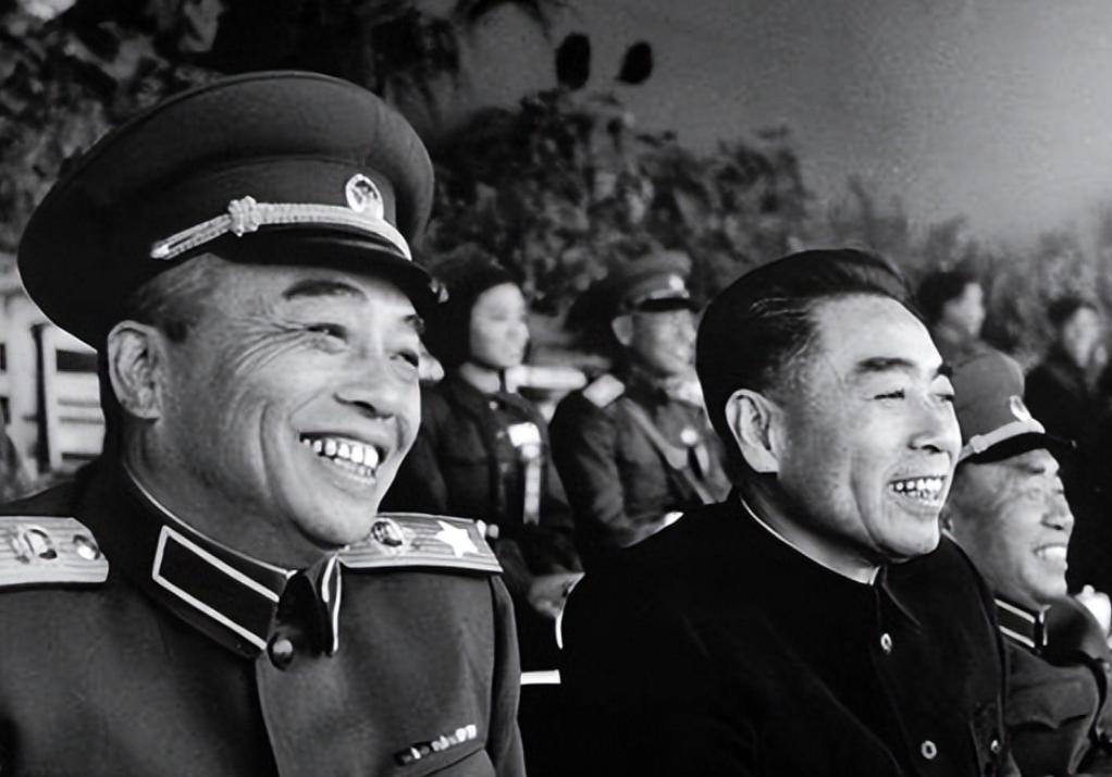 传奇人物,1955年最年轻的少将——英勇无畏的军事领袖,传奇人物,英勇无畏的军事领袖——最年轻的少将(1955年)