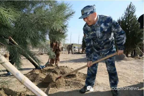 九图军事哥哥，铁血荣光背后的温情与担当，铁血荣光背后的温情与担当，军事哥哥的九图故事