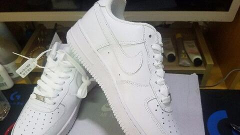 关于200元能否购买到纯原空军一号的探讨,探讨,200元能否购得纯正空军一号?